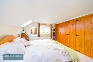 Bedroom- click for photo gallery